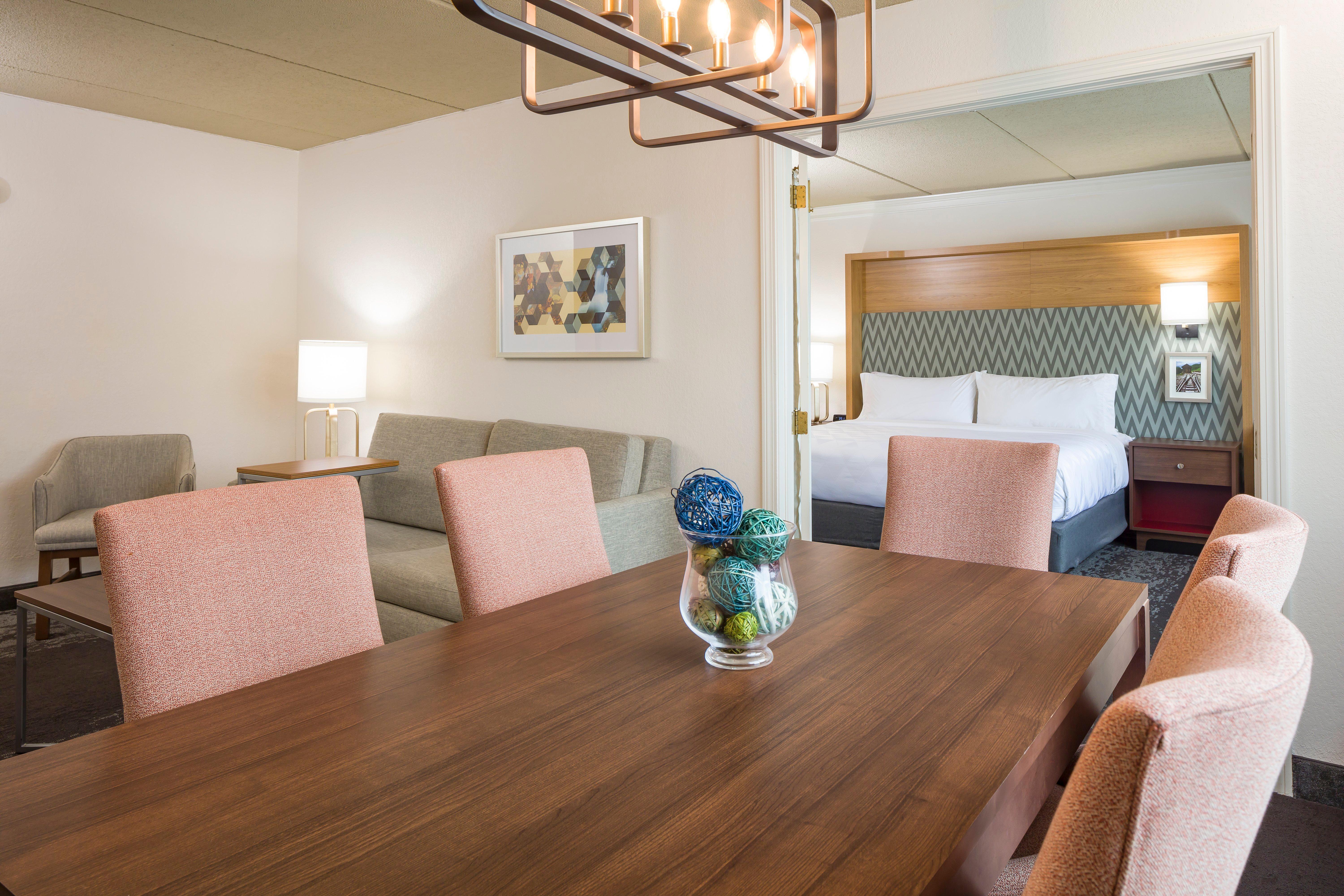 Holiday Inn Salem By Ihg Exterior photo