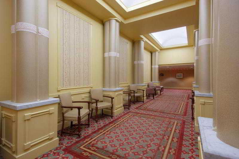 Holiday Inn Salem By Ihg Exterior photo